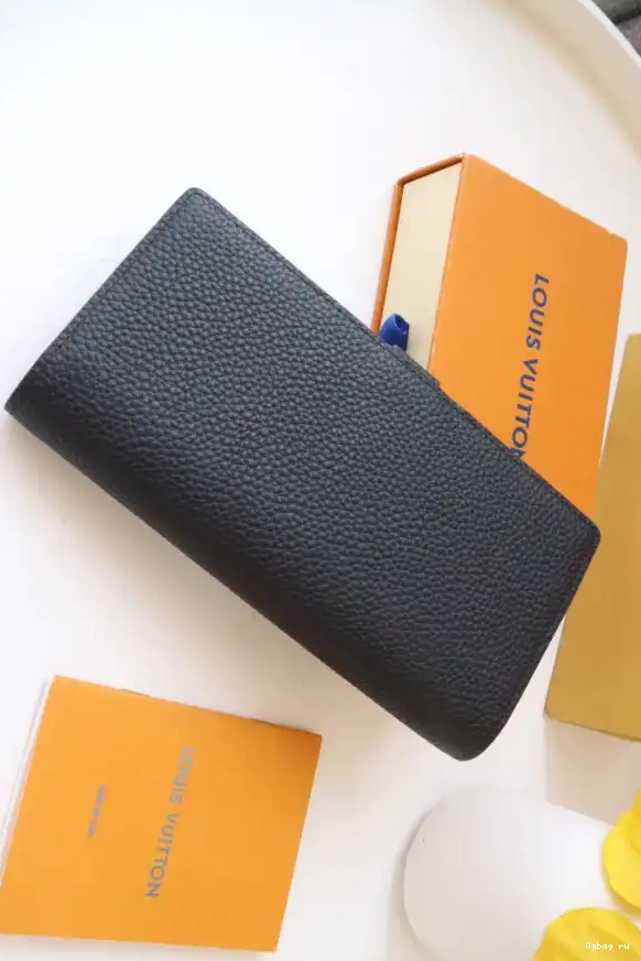 WALLET VERTICAL VUITTON LOUIS 0607